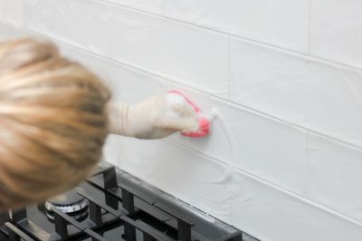 Ceiling And Wall Tile Cleaning For Kitchens And Bathrooms
